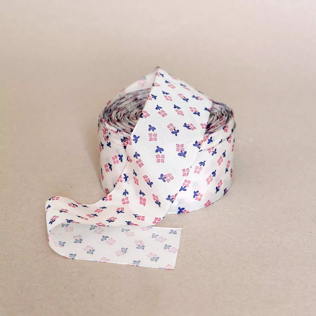 Bara Ribbon White
