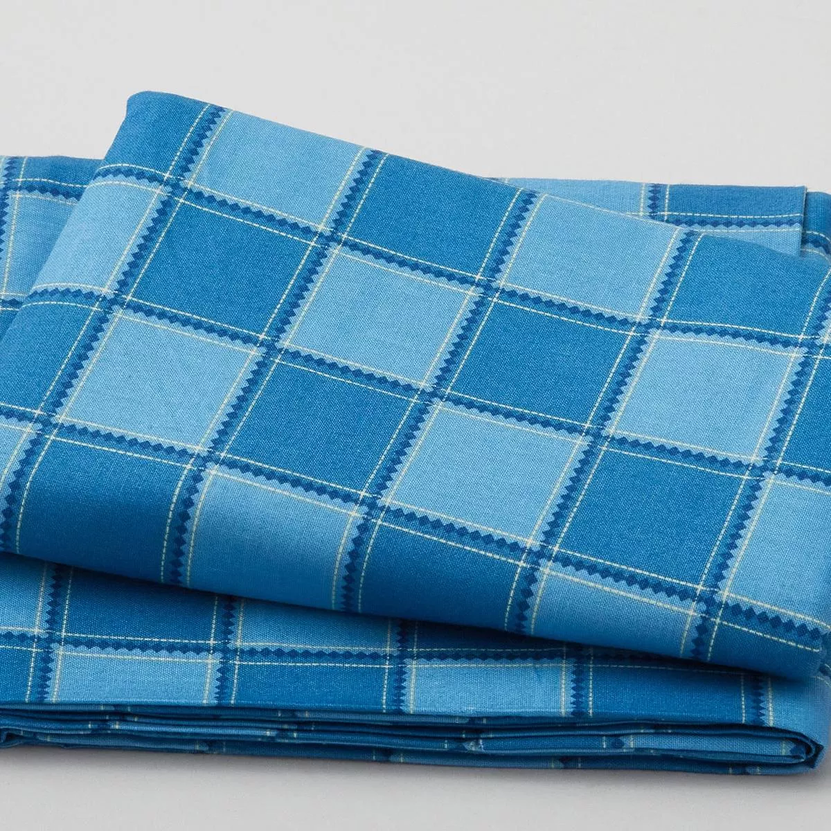 common-threads-plaid-blue-3-yard-cut Common Threads – Plaid Blue 3 Yard Cut