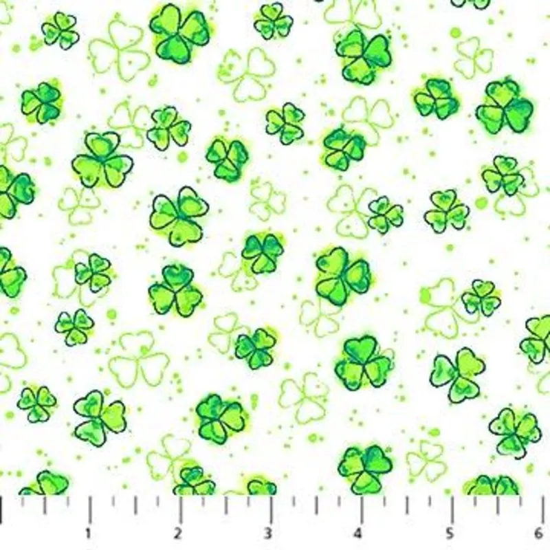 Lucky Bleeding Shamrocks Irish Green – 10523-10 – Patrick Lose Fabrics