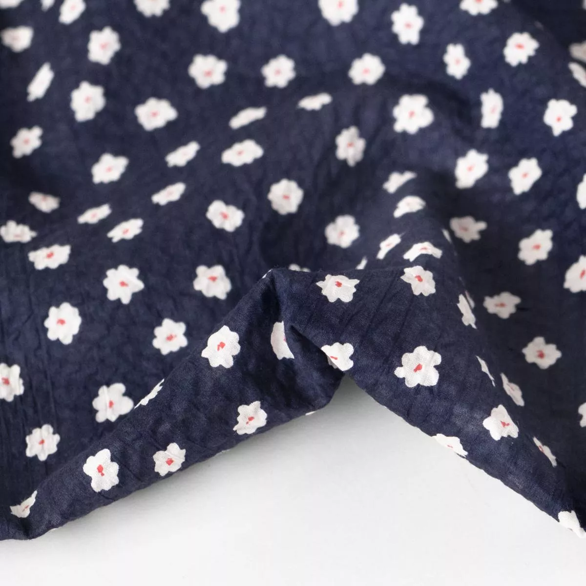 petite-daisy-crinkle-cotton-navy-white Petite Daisy Crinkle Cotton – Navy/White
