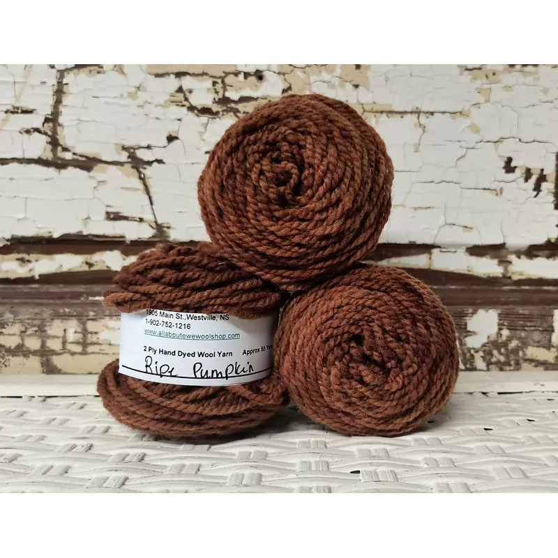 ripe-pumpkin-hand-dyed-wool-yarn-cake Ripe Pumpkin Hand Dyed Wool Yarn Cake