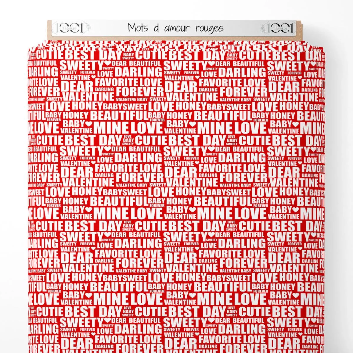 tissu-mots-d-amour-rouges Tissu – Mots d’amour rouges