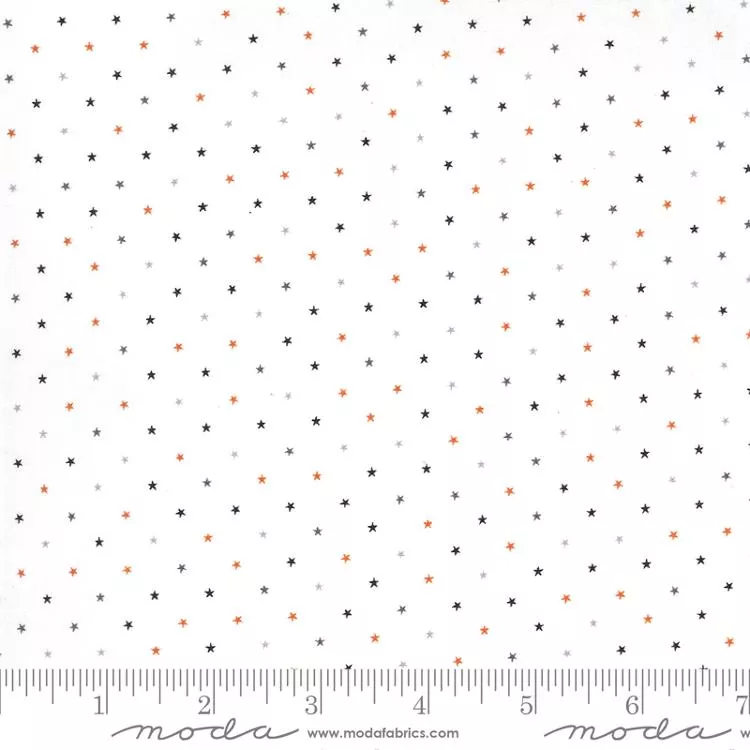 twinkle-ghost-halloween-moda-24106-11 Twinkle Ghost (Halloween)Moda 24106-11