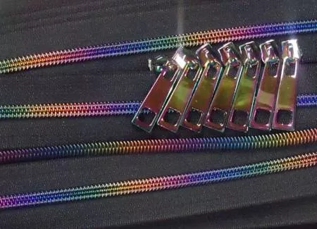 zipper-jewel-coil-black-tape Zipper Jewel Coil Black Tape